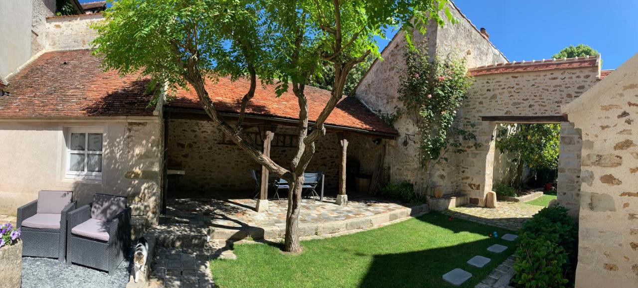 La Maison D'Emilie - Chambres D'Hotes Chaumes-en-Brie Luaran gambar